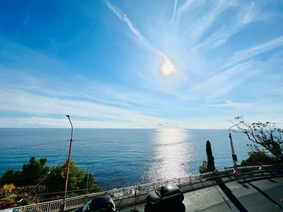 Suite Sunset 7 - Fronte Mare San Remo Buitenkant foto