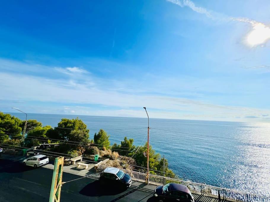 Suite Sunset 7 - Fronte Mare San Remo Buitenkant foto