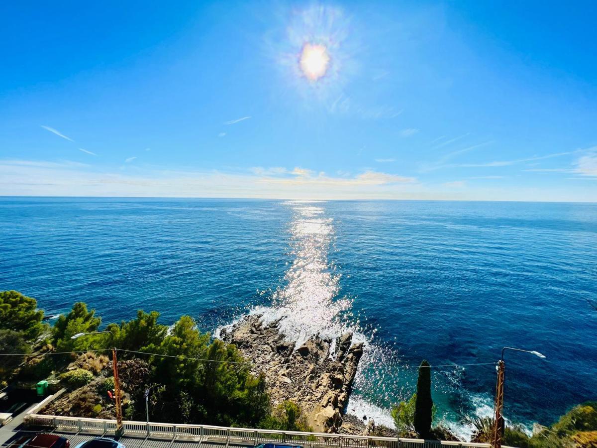 Suite Sunset 7 - Fronte Mare San Remo Buitenkant foto